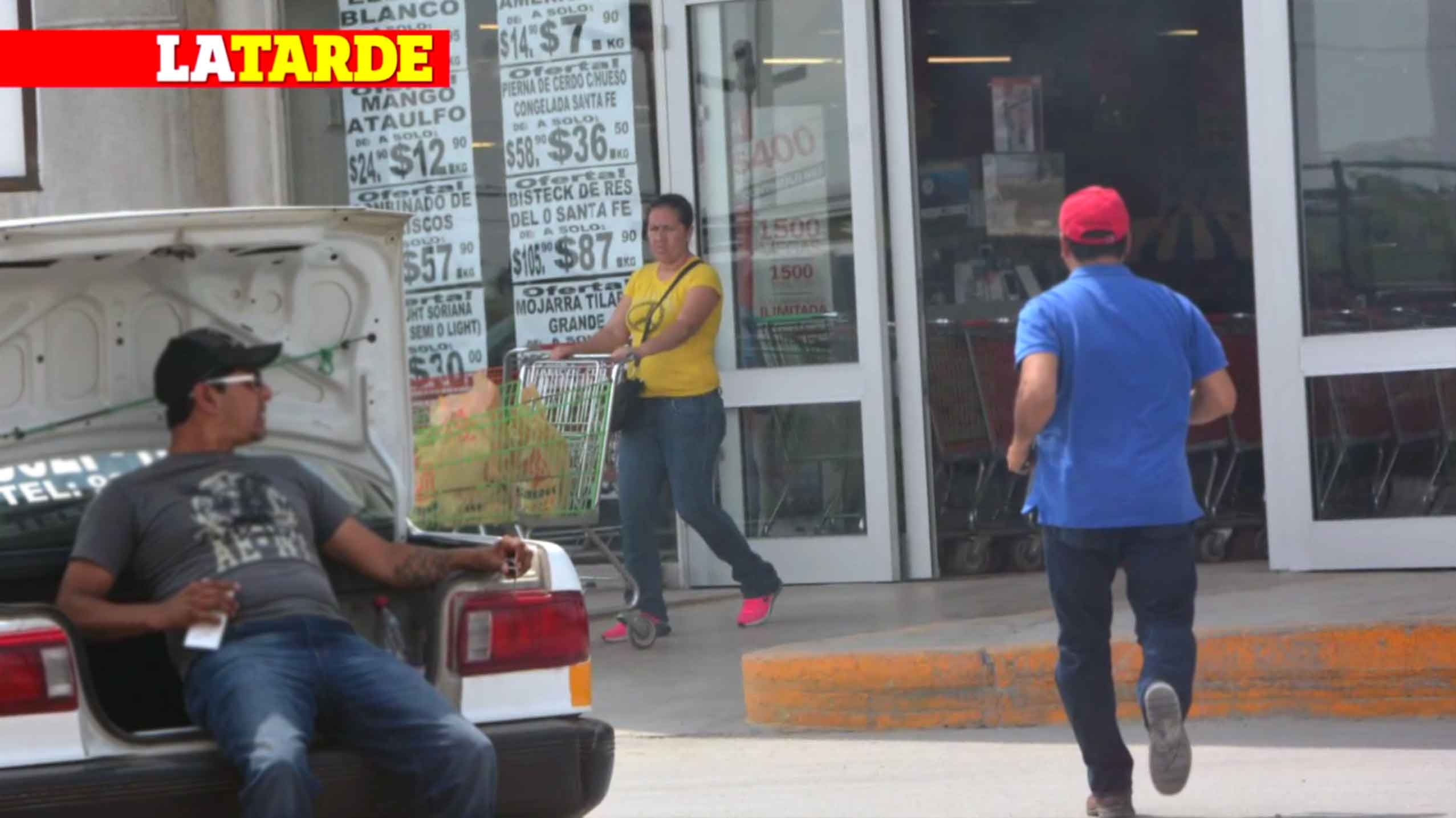 Compran en DICONSA y se pasan a Soriana por lo que les faltó