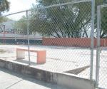 Porque las puede mantiene cerrada cancha deportiva