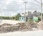 Suspenden obra y están incomunicados