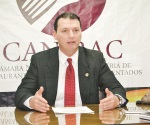 Inspectores extorsionan a restauranteros
