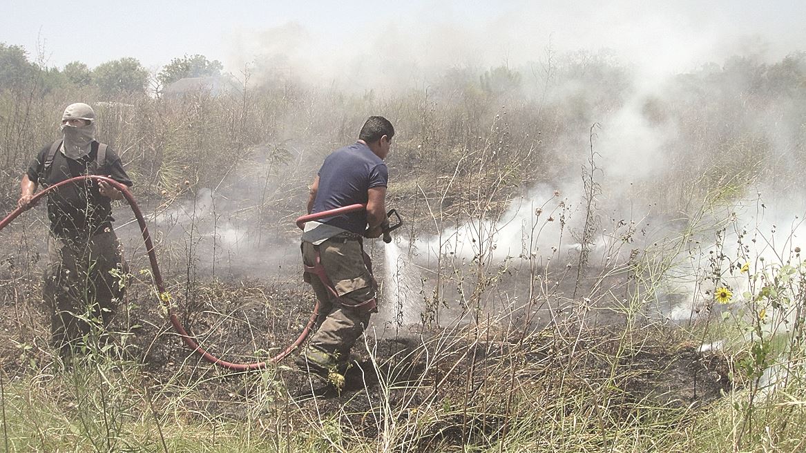 Neutralizan incendio; amenazaba a kinder