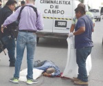 Estampa su vida en auto 