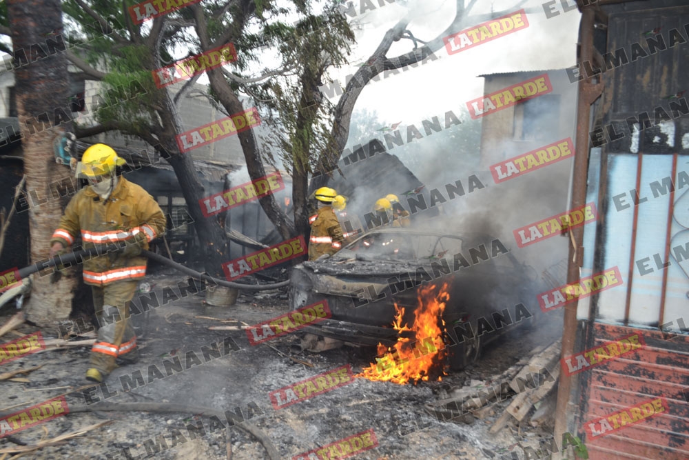 Mueren 3 menores calcinados