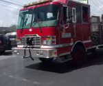 Rinden tributo a bombero víctima del fuego cruzado