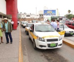 Aumenta 20% pasaje de taxi por vacaciones