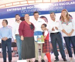 Destina gobernador 80 MDP para los útiles