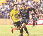Rasguña Leones Negros empate