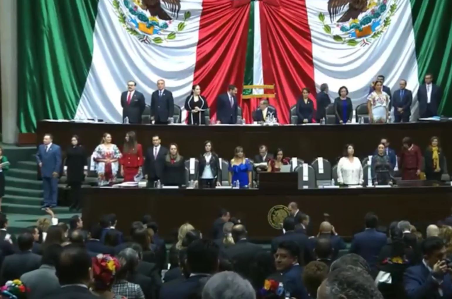 Inició sesión de Congreso General