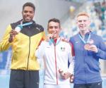 ¡Dan clavados y ciclismo oro!