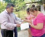 Insisten demanda de cajero
