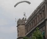 Resulta herido paracaidista durante Desfile Militar