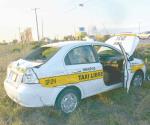Taxista choca por acelerado