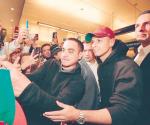 ¡Calurosa bienvenida a ´Chicharito´!