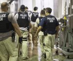 Suspende Trump redada contra migrantes por coronavirus