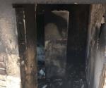 Extingue incendio casa abandonada
