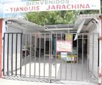 Clausuran dos tianguis