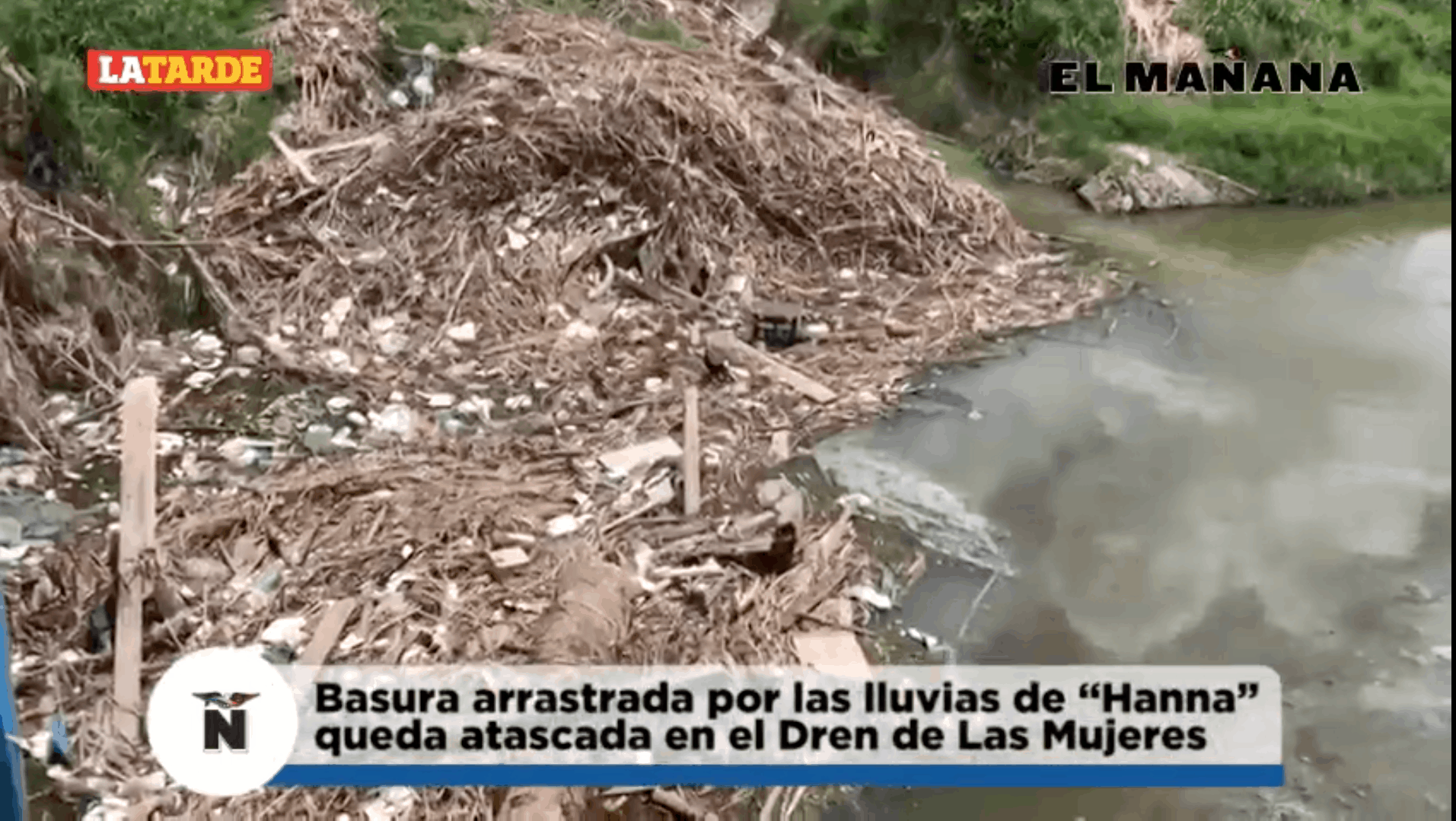 Basura arrastrada por lluvias de Hanna, ha quedado estancada en el dren de Las Mujeres