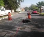 Aparecen dos socavones en colonia La Petrolera