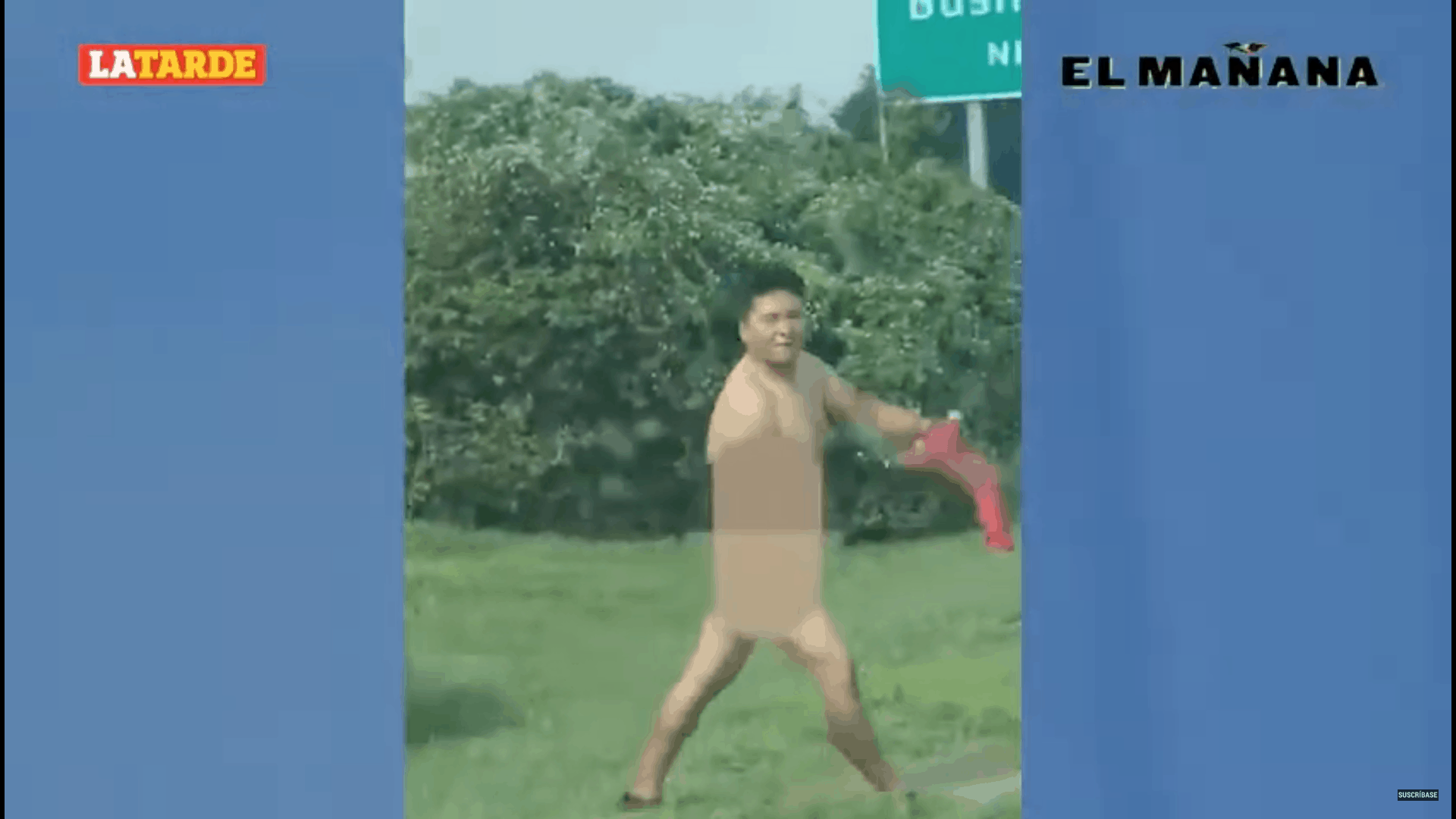 Desnudo, ´toreaba´ autos en McAllen y lo detienen