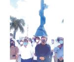 Sustituyen estatua de Miguel Alemán