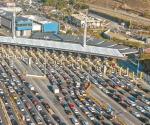 Se las ingenian para ir a comprar ´del otro lado´