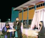 Hacen graduación pese a pandemia