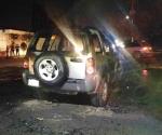 Arde camioneta en marcha sobre Las Américas