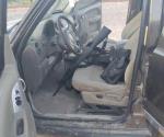 Aseguran camioneta, dos armas y cargadores en el Ejido Corrales
