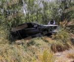 Choque deja saldo de 2 lesionados y un poste derribado