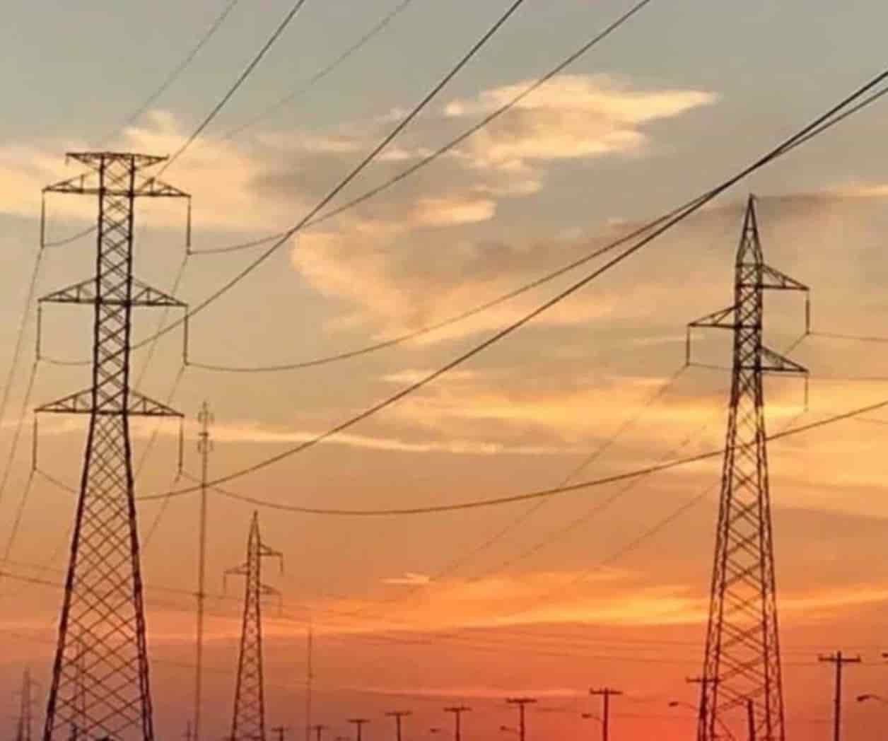 Envía AMLO iniciativa de energía eléctrica