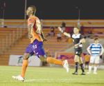 Vence el ´Corre´ a los Raya2 que  ponen en riesgo su boleto a la reclasificación