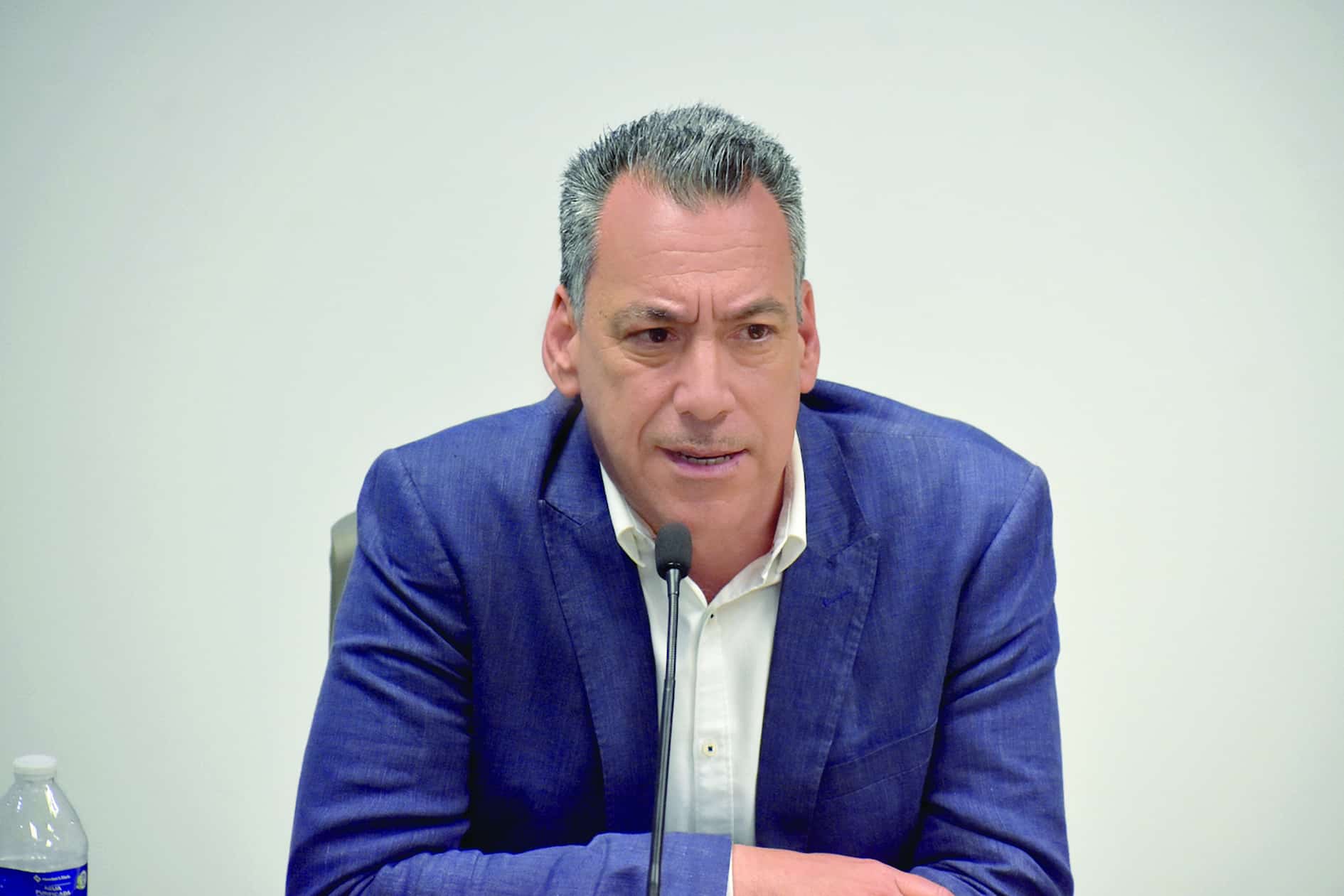 Agentes deberán pasar controles de confianza
