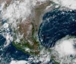 Monitorean onda tropical con potencial ciclónico