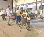 Retiran autos de lugares prohibidos