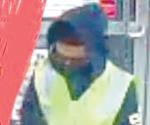 Atracan tienda a punta de pistola