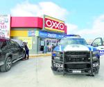 Ladrón armado roba en tienda