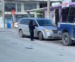 Aseguran camioneta abandonada