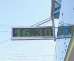 Dólar, en 17 pesos