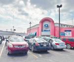 Asaltan a conductor en estacionamiento