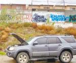 Atacan con molotov vehículo de periodista