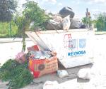 Se desbordan contenedores