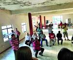 Abren puertas a líderes sindicales