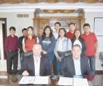 Impulso y apertura para futuros comunicadores
