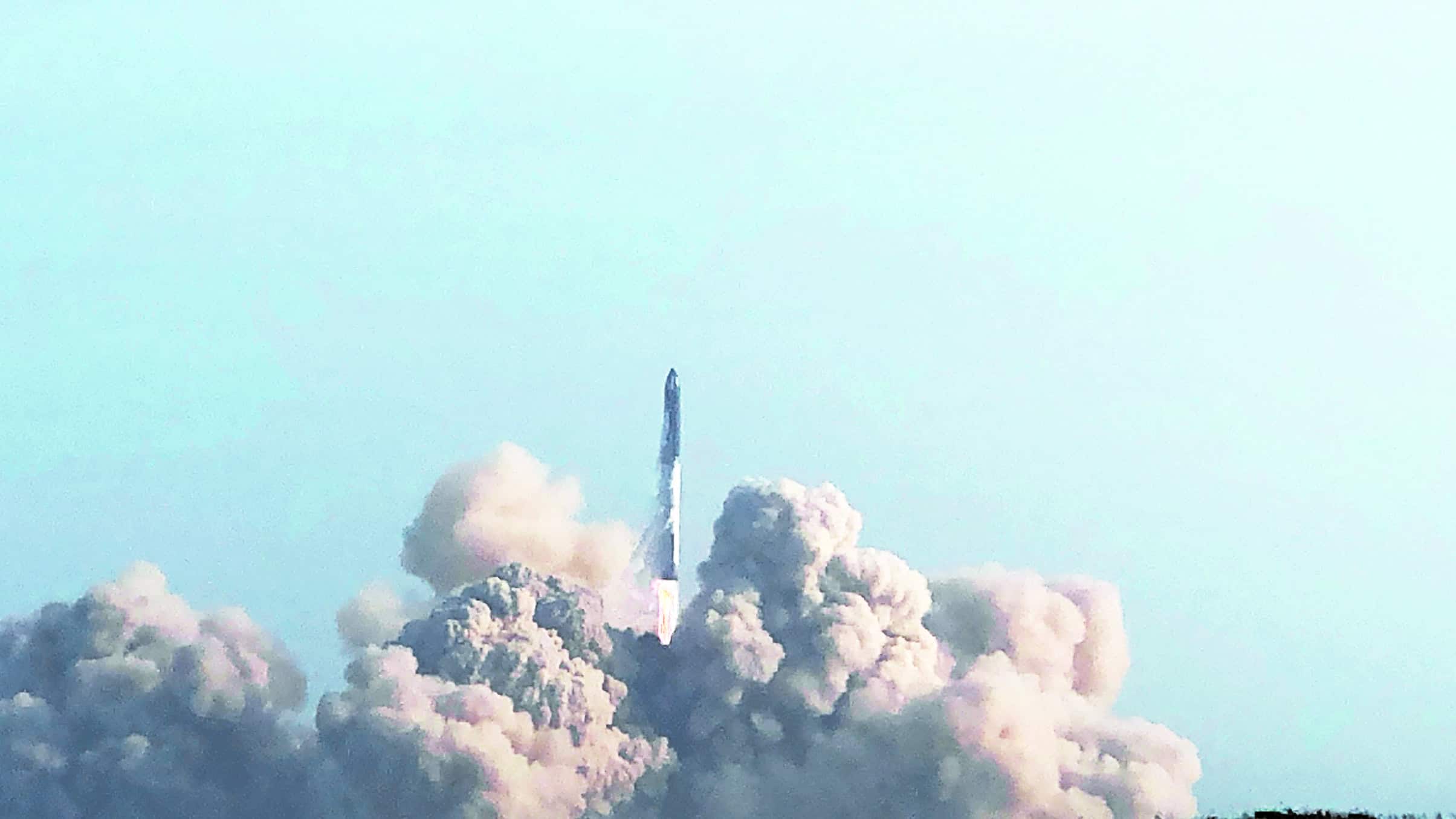 Alista Spacex un nuevo despegue