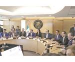 Acuerdan debatir desaparición de autónomos