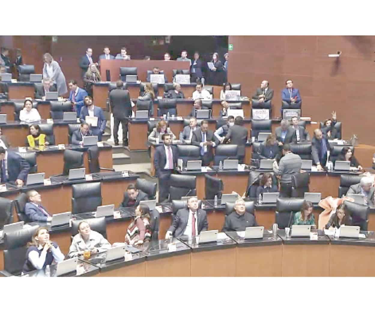 Avala Senado la Ley Federal de Derechos
