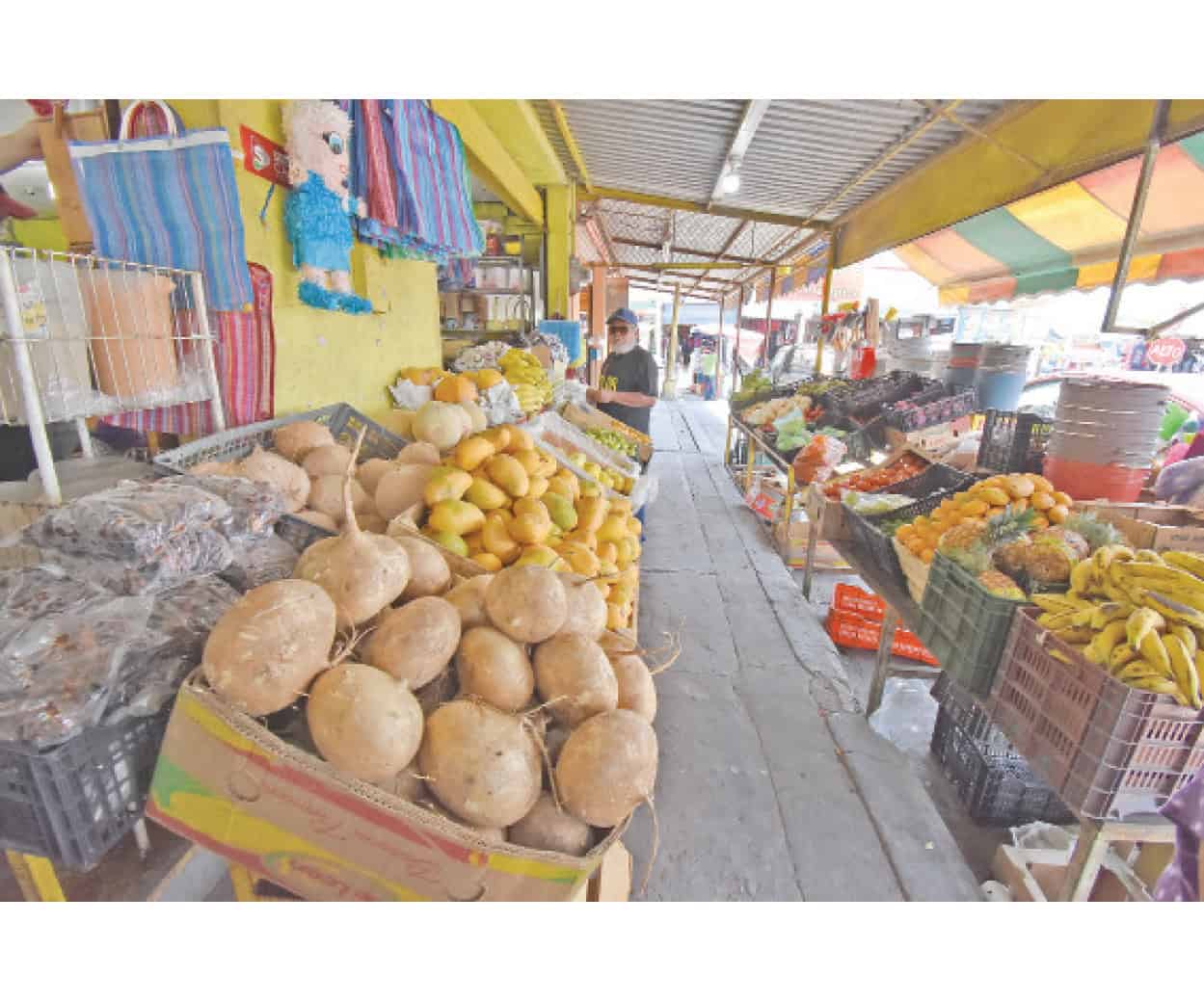 Exigen freno a la escalada de precios en productos y servicios