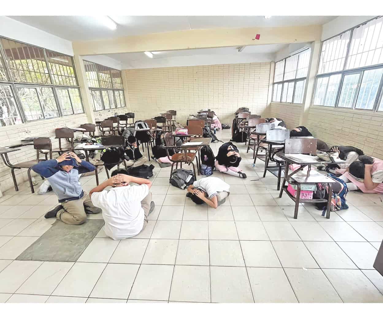 Reactiva Secundaria 1 simulacros de balaceras