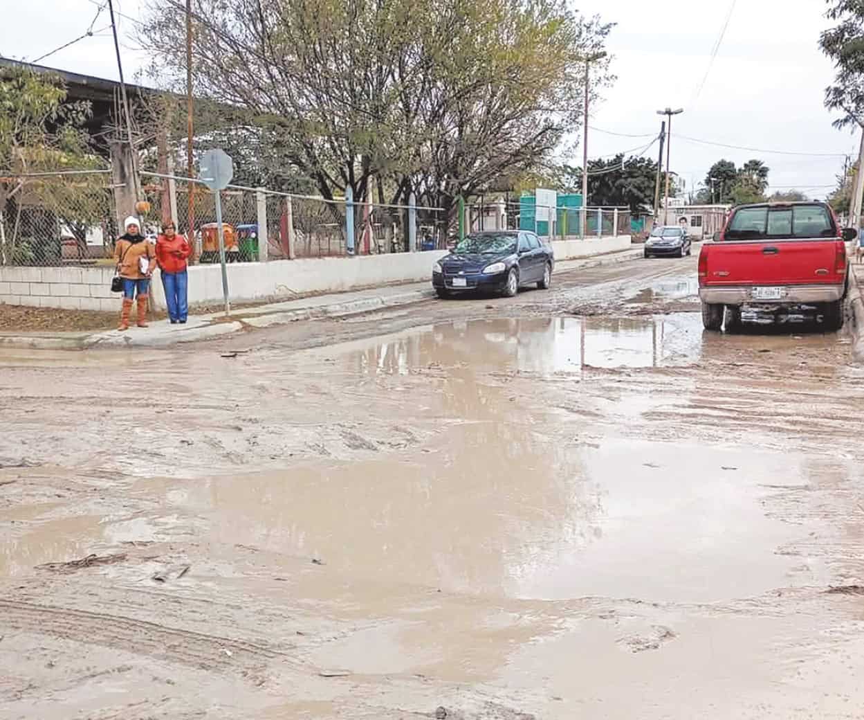 Llevan apoyos a las colonias y zonas ejidales