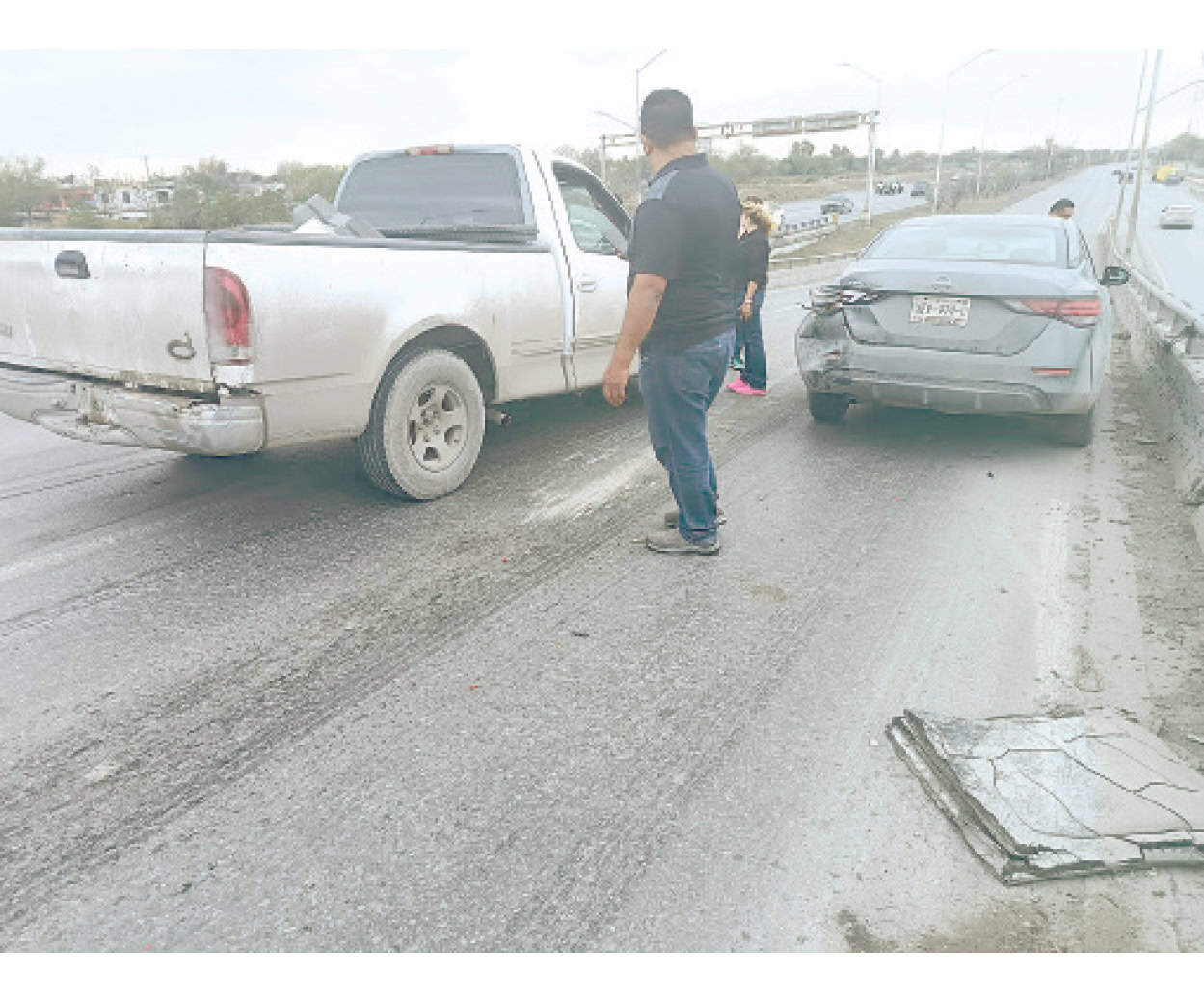 Provoca caos vial accidente en la pista a Río Bravo